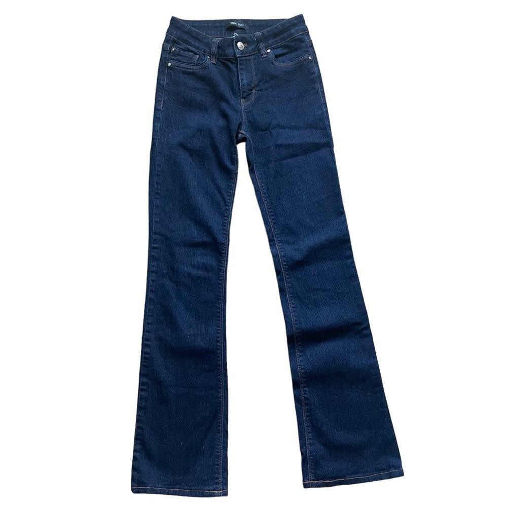 White House Black Market jeans dark blue wash fit and flare silhouette size 00R